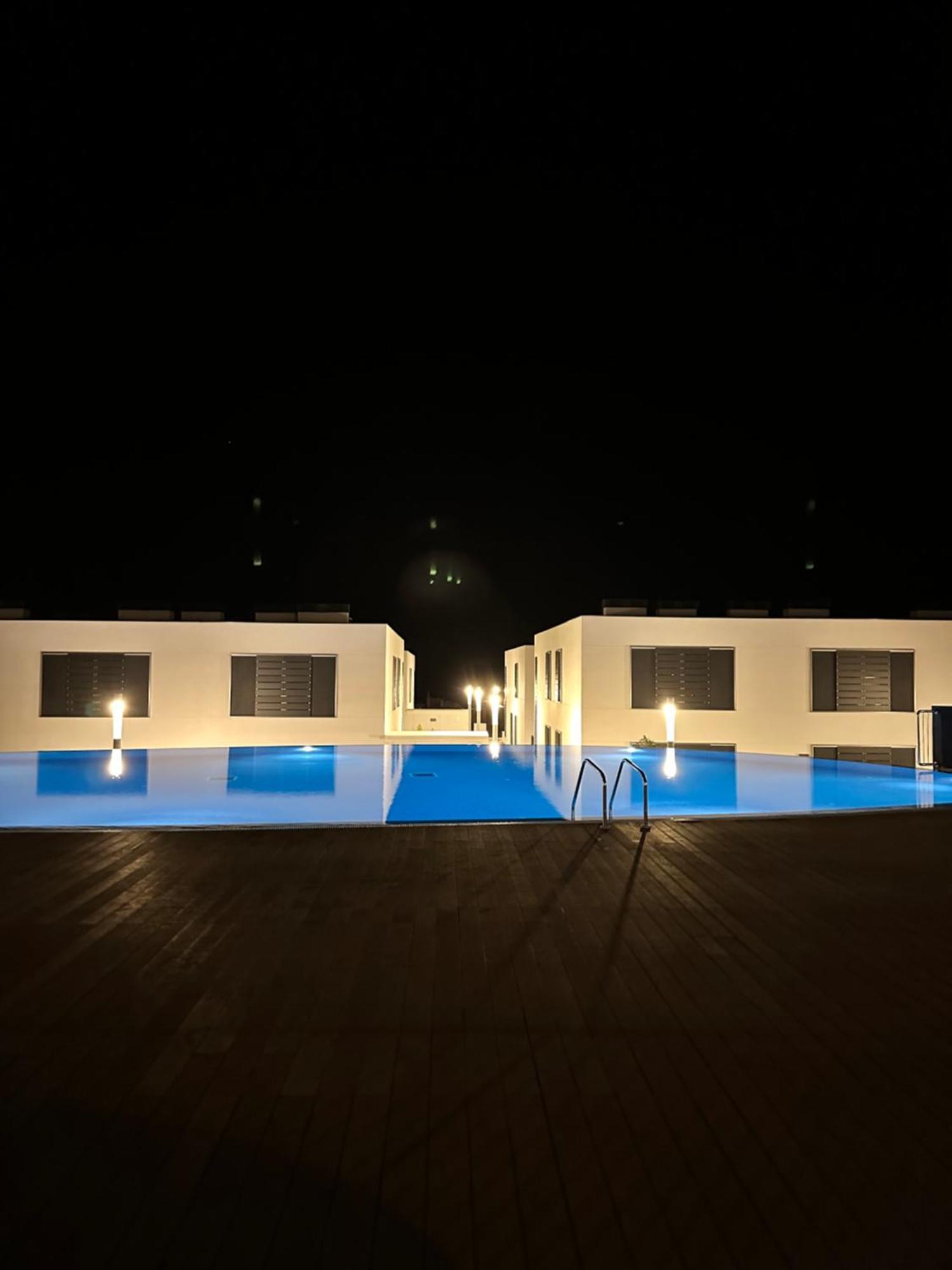 Julia Ancor Beach Abades  Luaran gambar